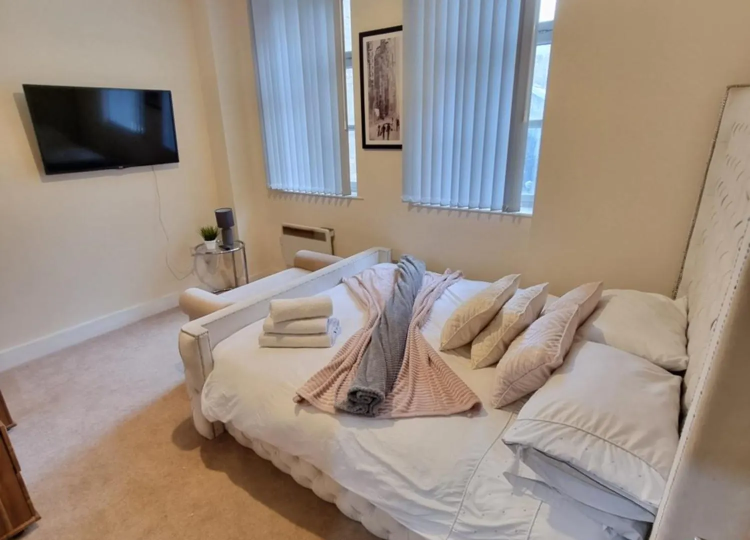 Modern 2Br Flat In Bradford City Centre!